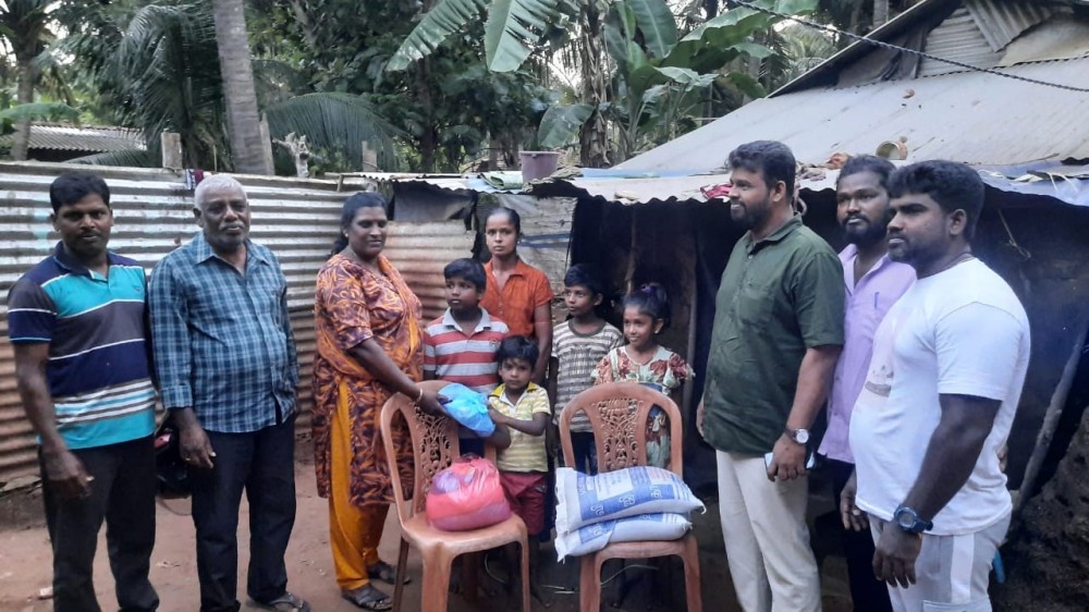 தமிழீழ மக்கள் விடுதலைக் கழகத்தால் உதவி வழங்கிவைப்பு