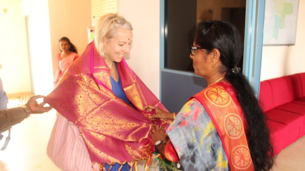 அரச அதிபரை இலங்கை பிரித்தானிய தூதுவர் சந்தித்தார்