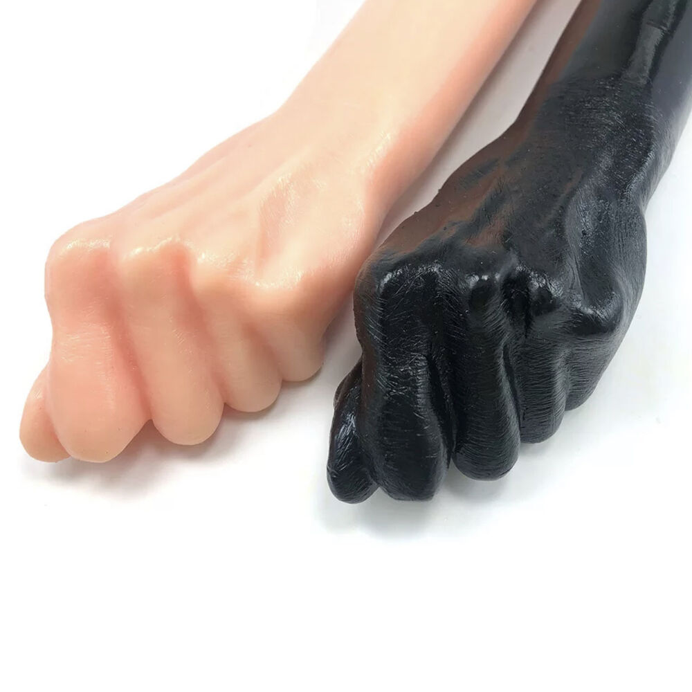 Nessus Play full arm fisting deep penetration dildo