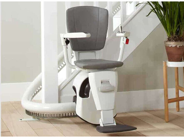 FLOW 2 STAIRLIFT