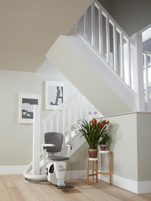 Flow 2 Curve Stairlift