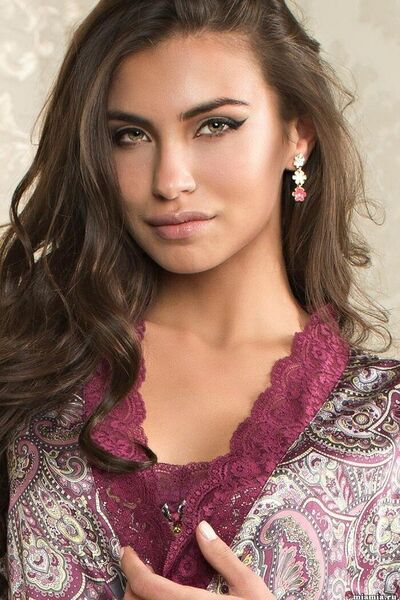 Adel 9403 Short Dressing Gown