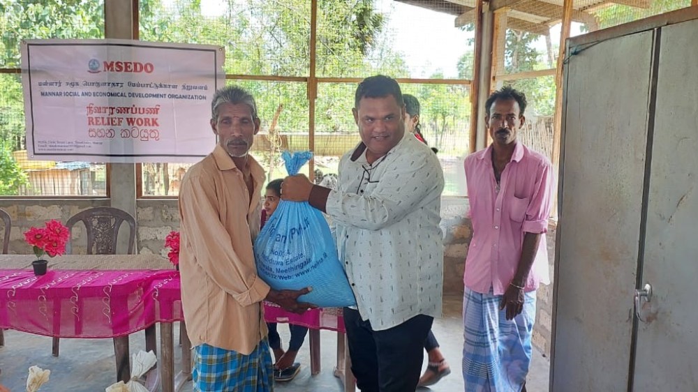 அகதி முகாம் மக்கள் விடுக்கும்  கோரிக்கை