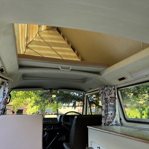 1982 VW Caravelle T25 Camper Van 4 Berth Yellow/Cream 2.0 Petrol