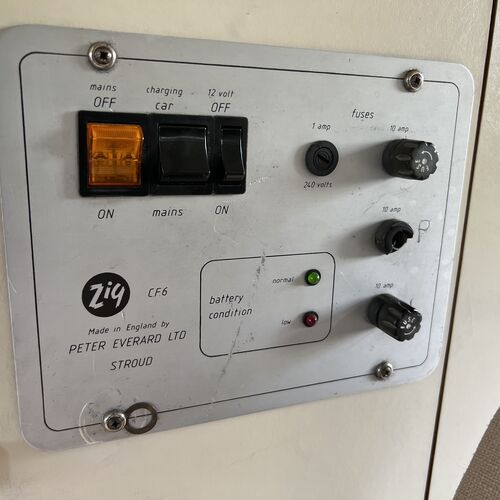 1982 VW Caravelle T25 Camper Van 4 Berth Yellow/Cream 2.0 Petrol