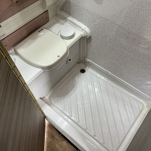 2007 (57)reg Citroen Relay Camper Van 2 Berth Red 87263 Miles