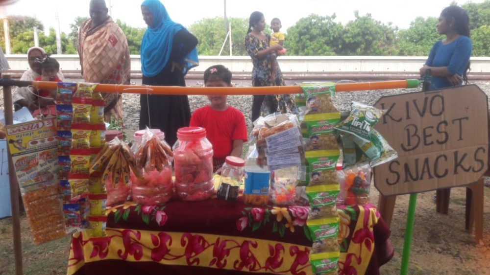 முன்பள்ளி சிறார்களின் வருடாந்த சந்தை தலைமன்னார் பியர்