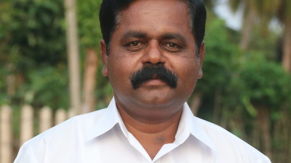 பிள்ளையையும் கிள்ளி தொட்டிலையும் ஆட்டும் செயற்பாட்டை மேற்கொள்கிறது சீனா -  சிறீதரன் எம்.பி!