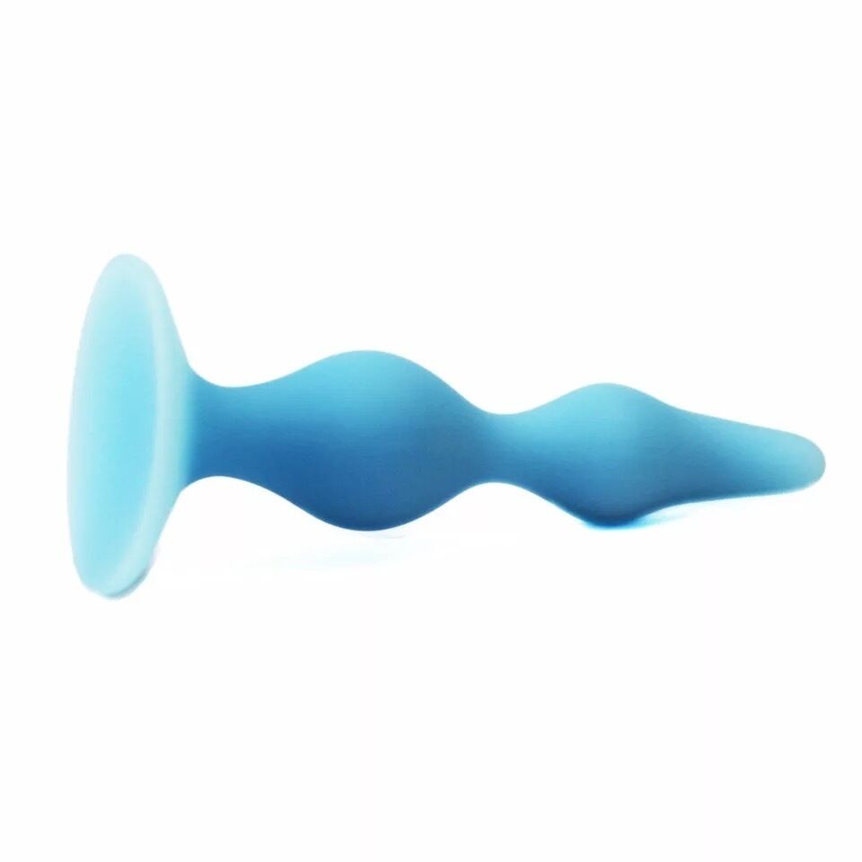 Nessus Play anal plug with suction cup shaped for deeper sensation