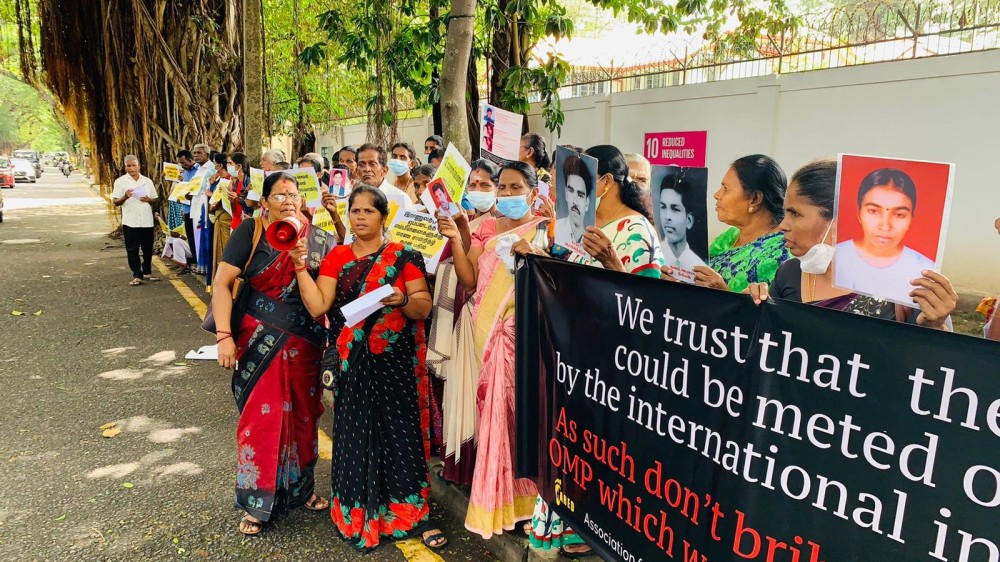 காணாமல் ஆக்கப்பட்டவர்களின் உறவினர்களின் போராட்டம் கொழும்பில்