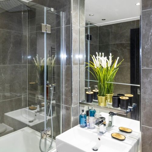 Sopwith Way, London, SW11