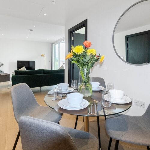 Sopwith Way, London, SW11