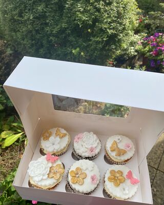 Gallery | Becky’s Cake Creations | Cake Maker Nailsea | Cake Makers near me | Cake shop