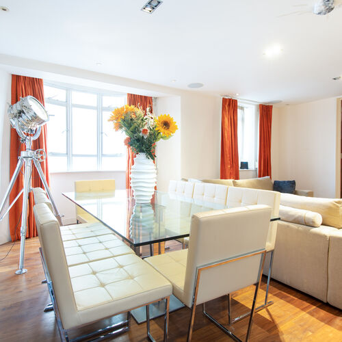 Montagu Street, London W1H