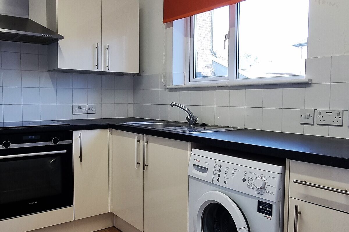 Hanworth Road, Feltham