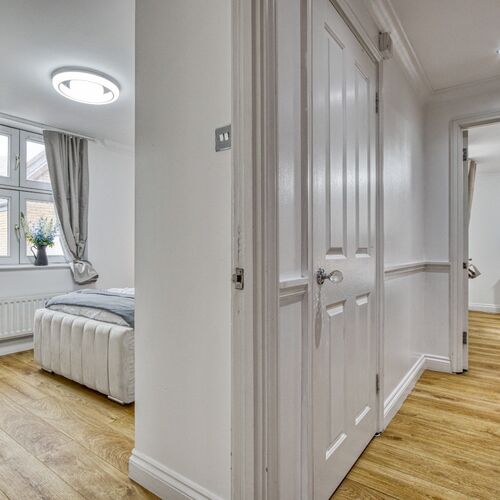 Short Let- Mark House, Maddox St