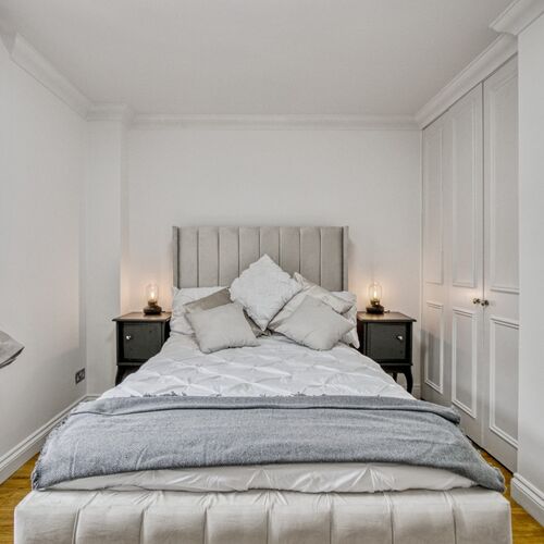 Short Let- Mark House, Maddox St