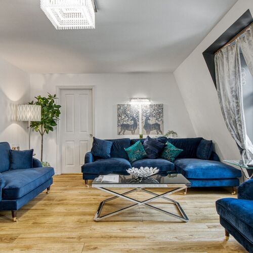 Short Let- Mark House, Maddox St