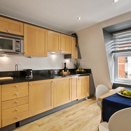 Short Let- Mark House, Maddox St