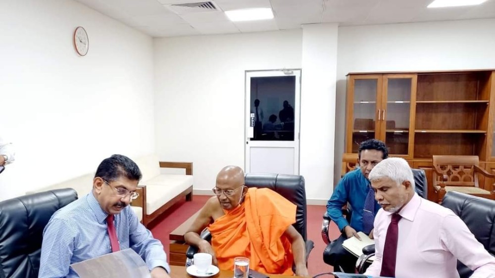 அமைச்சருடன் கலந்துரையாடல்