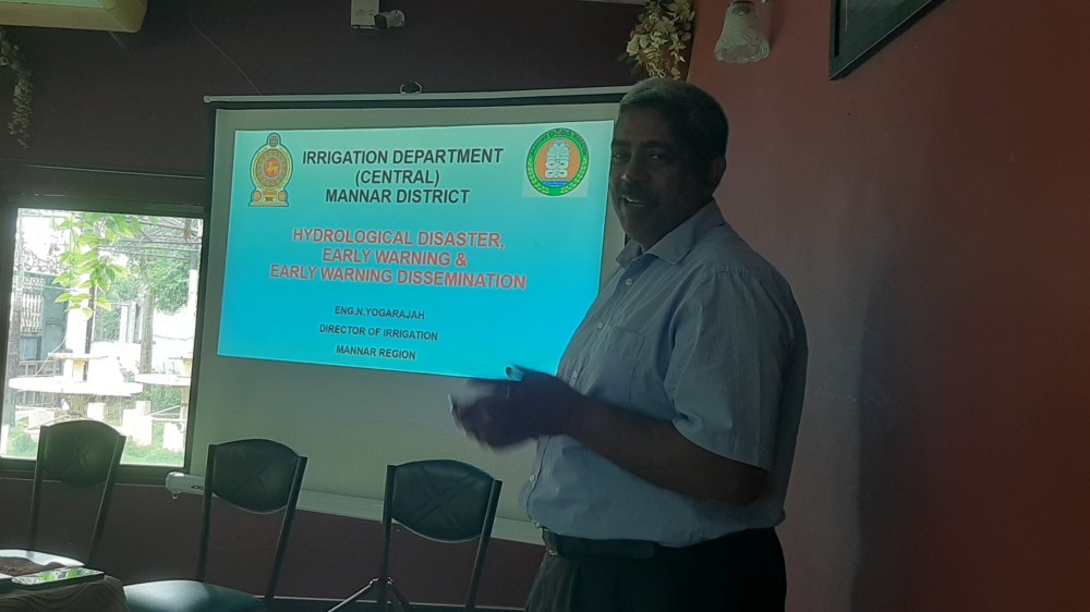 அனர்த்த விழிப்புணர்வுக்கு ஊடகவியலாளர்களின் பங்களிப்பு அவசியம். அரசாங்க அதிபர்