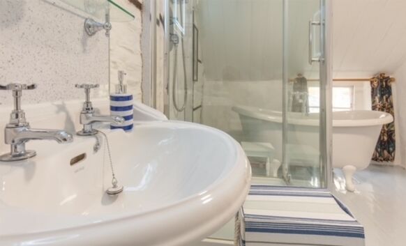 Gallery | Vale Cottage Croyde | Surf holiday cottage Croyde | Dog friendly holiday cottage Devon | Luxury holiday cottage Croyde