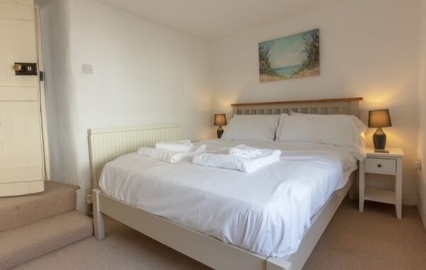 Gallery | Vale Cottage Croyde | Surf holiday cottage Croyde | Dog friendly holiday cottage Devon | Luxury holiday cottage Croyde