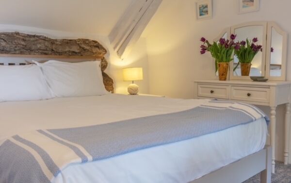 Gallery | Vale Cottage Croyde | Surf holiday cottage Croyde | Dog friendly holiday cottage Devon | Luxury holiday cottage Croyde