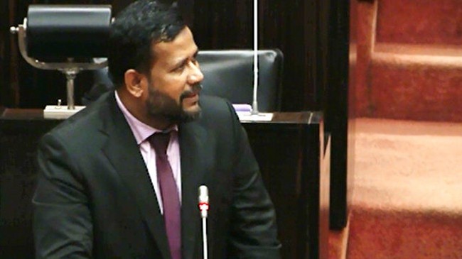 முஸ்லிம் எம்.பிக்களுடன் பேச்சு நடத்துங்கள்