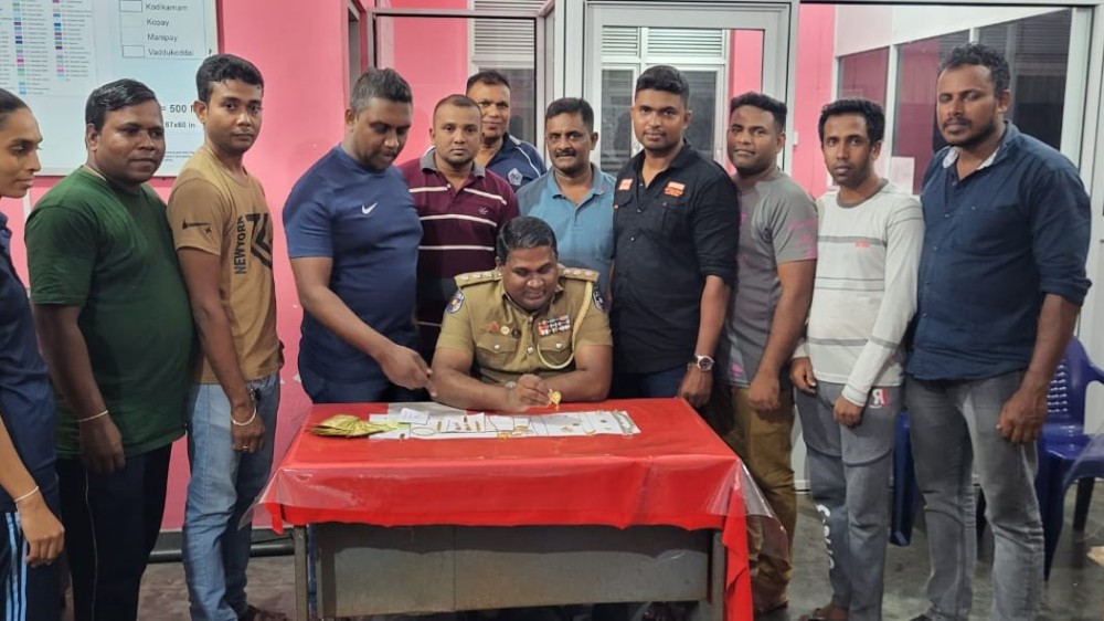 பகல் கொள்ளையர்கள் கைது