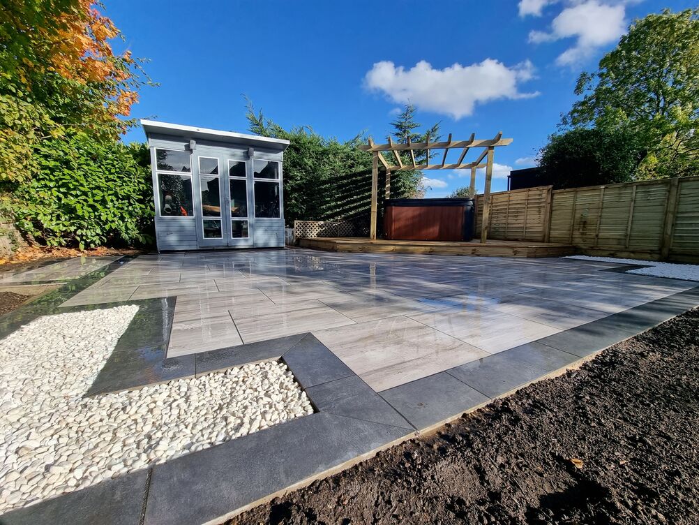 Gallery | Hd Landscaping | Landscape Gardening | Garden Maintenance Leighton Buzzard | Garden Design Bedfordshire
