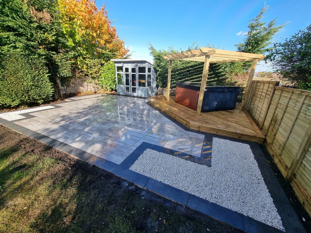 Gallery | Hd Landscaping | Landscape Gardening | Garden Maintenance Leighton Buzzard | Garden Design Bedfordshire