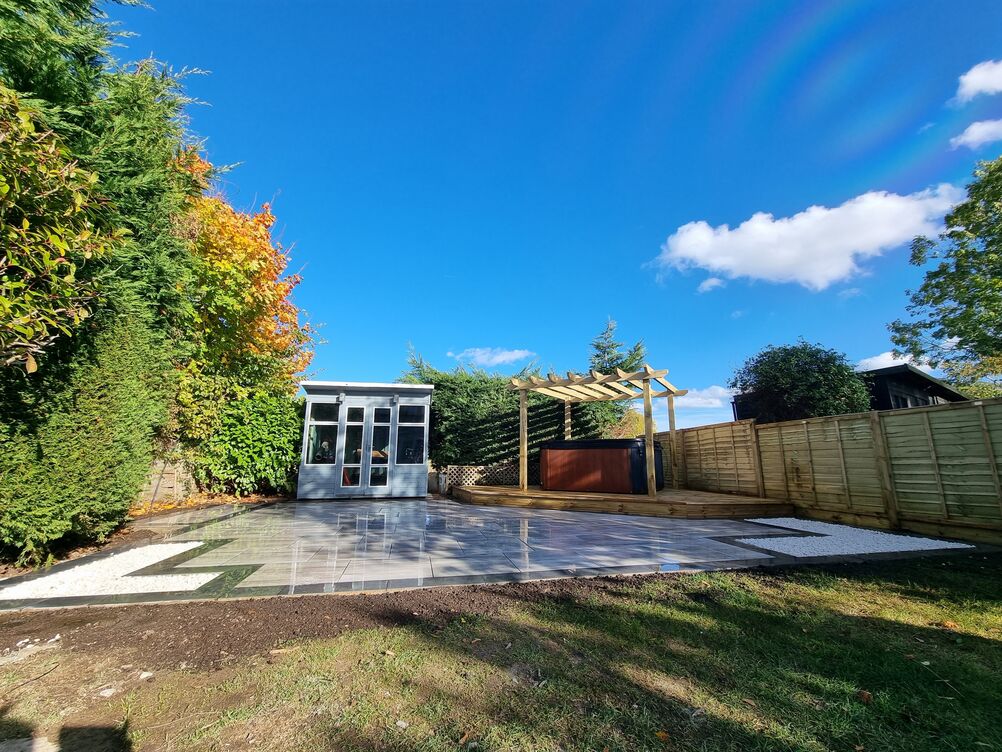 Gallery | Hd Landscaping | Landscape Gardening | Garden Maintenance Leighton Buzzard | Garden Design Bedfordshire