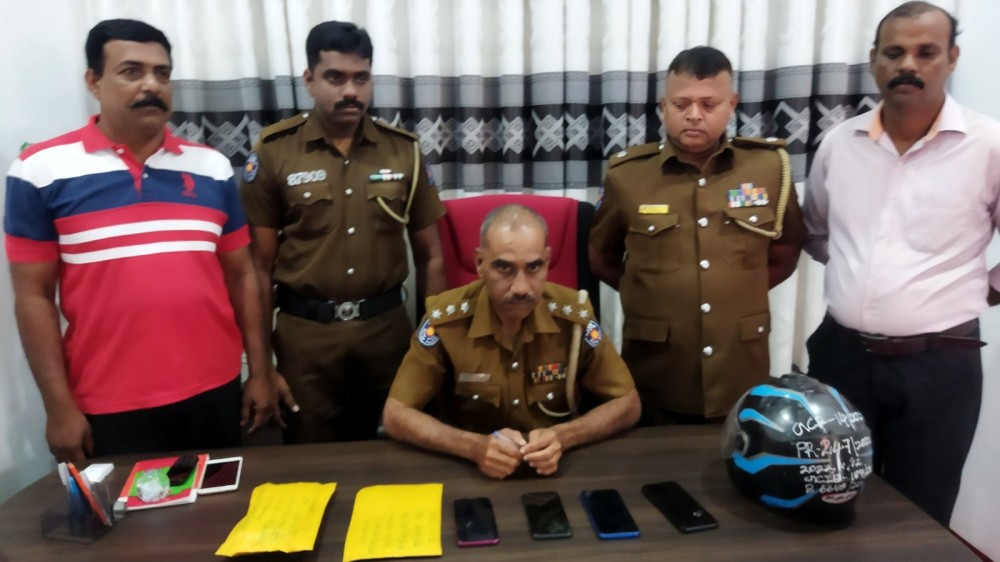 நிந்தவூரில் பொலிஸார் நடவடிக்கை