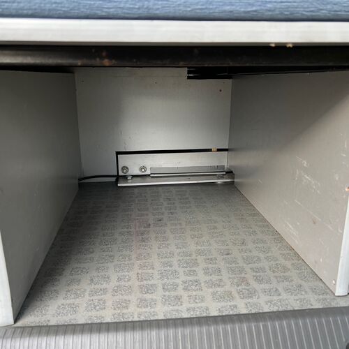 Toyota Regius WELLHOUSE Camper Van 4 Berth 2.7 Petrol Automatic