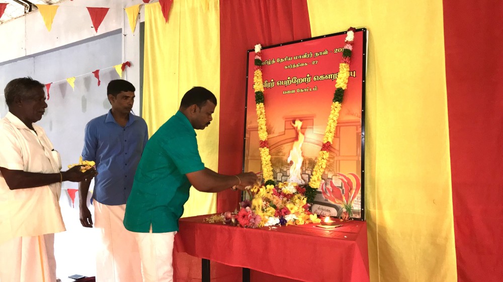 பளை பிரதேசத்தில் உணர்வுபுர்வமாக இடம்பெற்ற தேசிய மாவீரா்களின் பெற்றோர்கள்