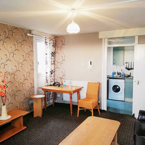 2 Bedroom Flat for Rent