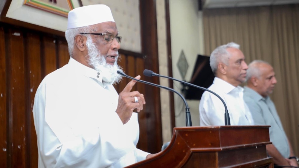 உறுதி மொழி வழங்கும் நிகழ்வு