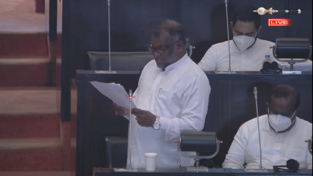 இராணுவம், பொலிஸ் அனுசரணையுடன் தற்போதும் இரவிலே மண் அகழ்வு நடைபெறுகிறது – பாஉ. ஜனா