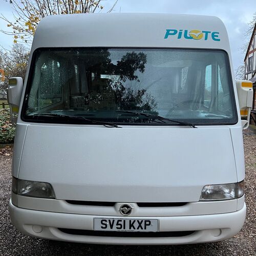 Pilote Galaxy G240 A Class Motorhome 2.8TD 4 Berth LHD Left Hand Drive 51reg