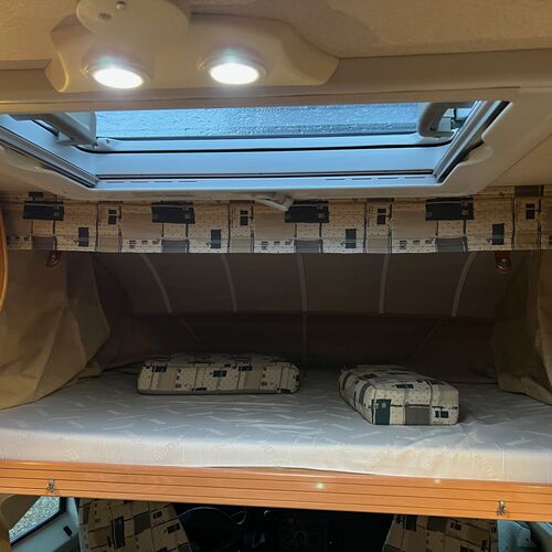 Pilote Galaxy G240 A Class Motorhome 2.8TD 4 Berth LHD Left Hand Drive 51reg