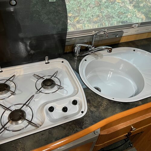 Pilote Galaxy G240 A Class Motorhome 2.8TD 4 Berth LHD Left Hand Drive 51reg