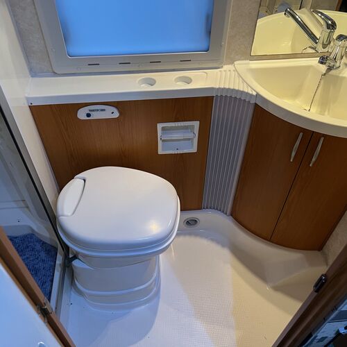 Pilote Galaxy G240 A Class Motorhome 2.8TD 4 Berth LHD Left Hand Drive 51reg