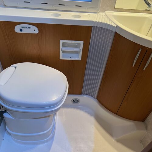 Pilote Galaxy G240 A Class Motorhome 2.8TD 4 Berth LHD Left Hand Drive 51reg