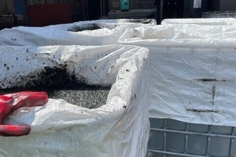 Removal of Heavy Sludge from Skimmer Tanks