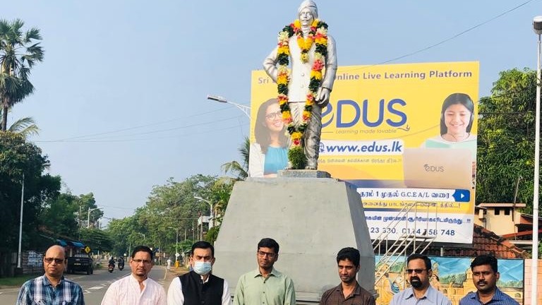 பாரதியாரின் 140 வது பிறந்த நாள் யாழ் துணை தூதுவர் மாலை அணிவித்தார்