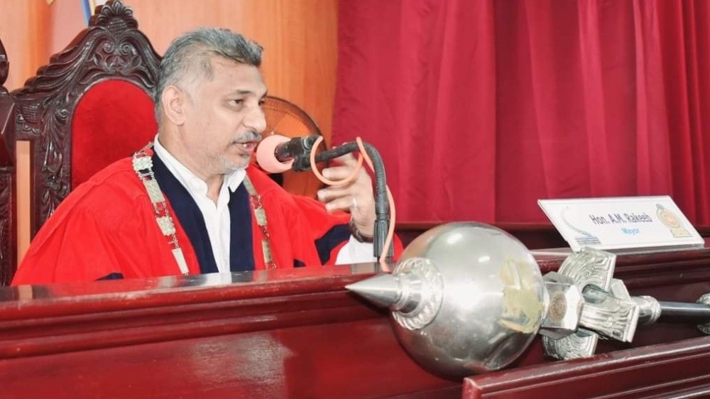 கல்முனையில் ஒரு வார காலத்திற்கு இறைச்சி விற்பனைக்குத் தடை