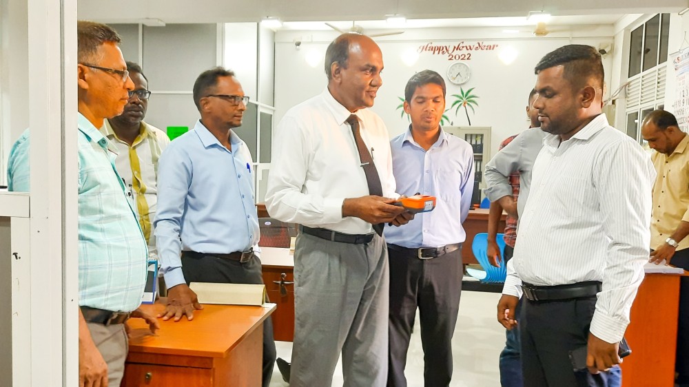 ஆளுநரின் செயலாளர் கல்முனை மாநகர சபைக்கு விஜயம்..!