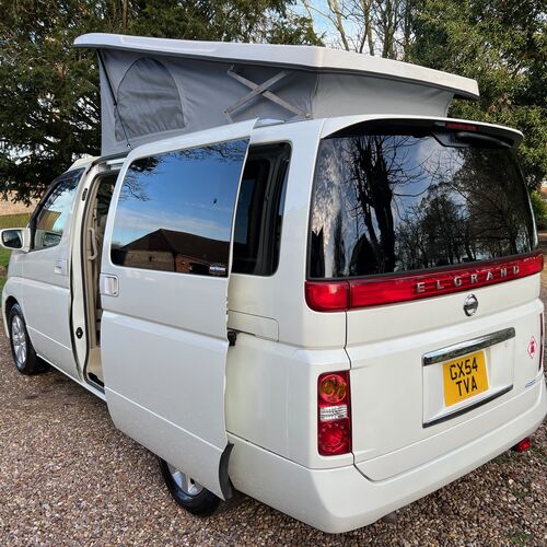 2005 Nissan Elgrand Camper Van 4 Berth 3.5 V6 Automatic Pro Conversion