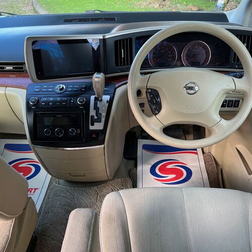 2005 Nissan Elgrand Camper Van 4 Berth 3.5 V6 Automatic Pro Conversion